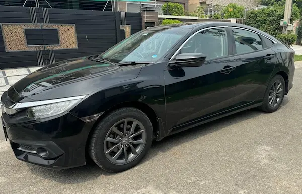 Rent a car in Lahore Honda Civic L