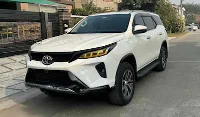 Toyota Fortuner Rent a Car in Lahore