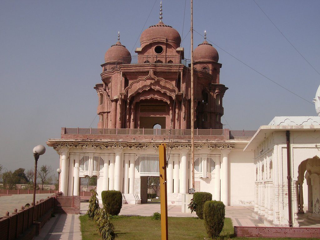 gurdwara sri rori sahib eminabad